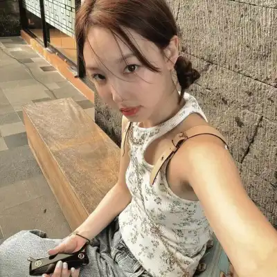 訾幻灵